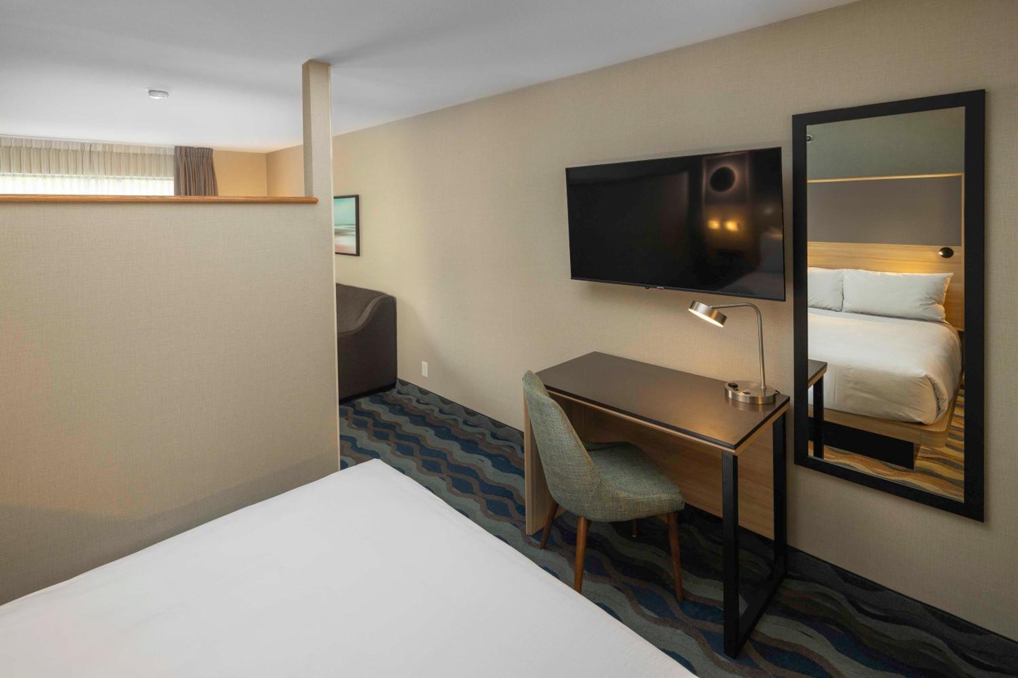 Accent Inns Burnaby Exterior foto