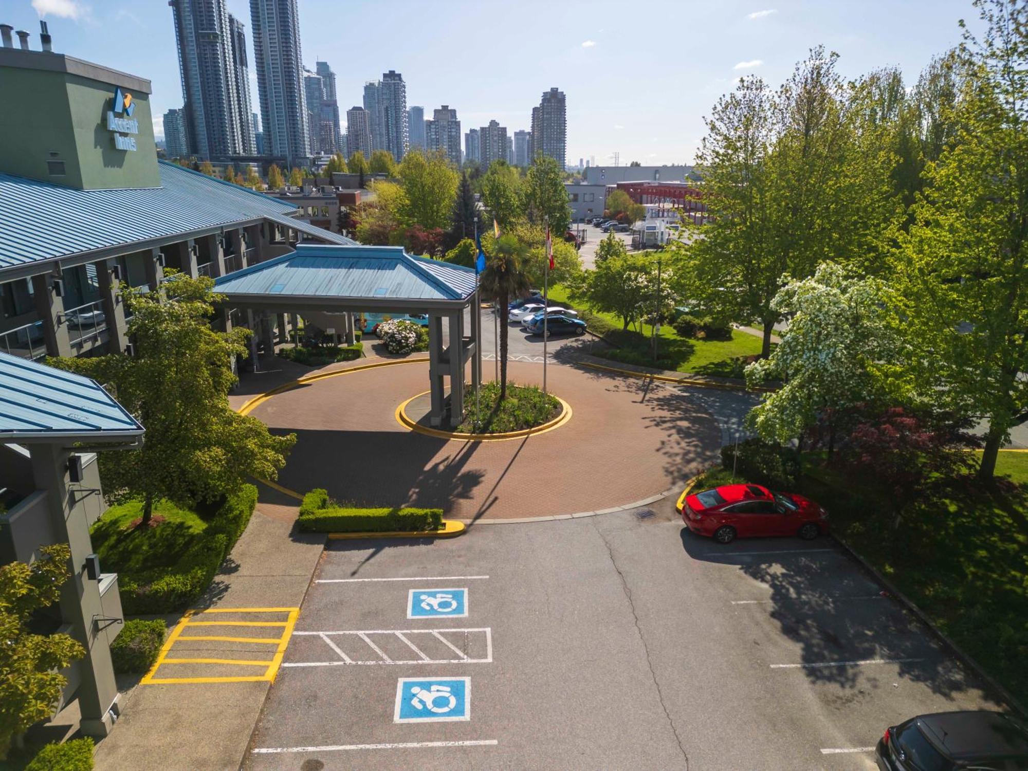 Accent Inns Burnaby Exterior foto
